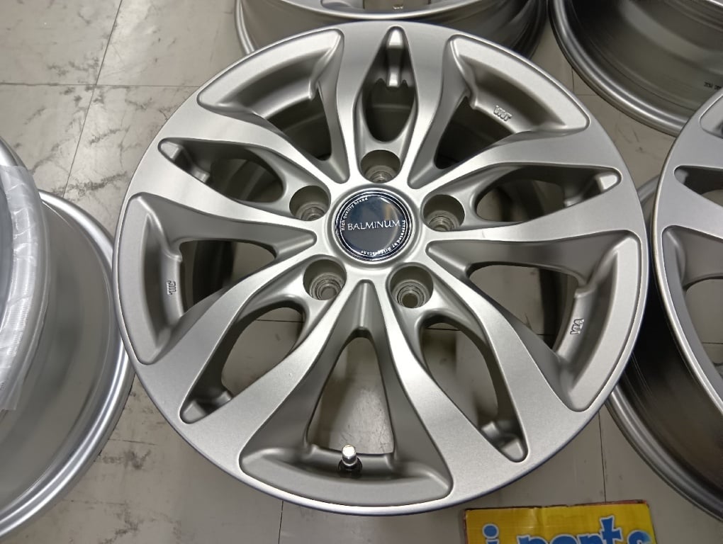 Bridgestone - Balmina DS-M 15-inch wheels (set of 4)