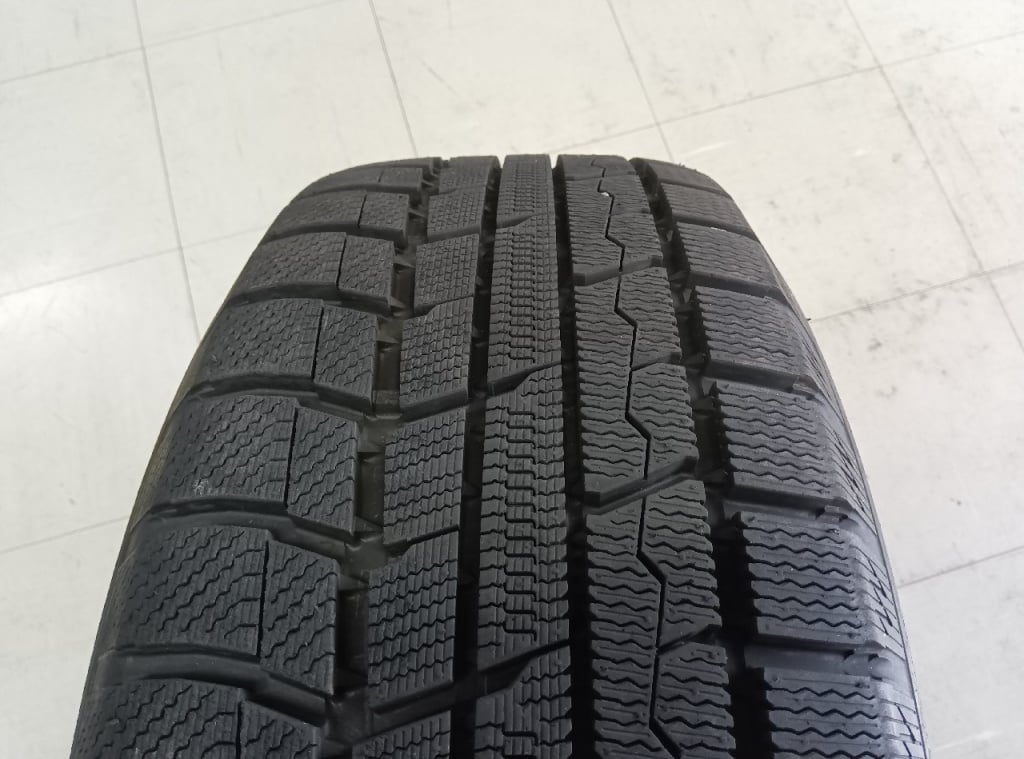 Bridgestone - EcoForm/TY 17-inch studless tires (set of 4)