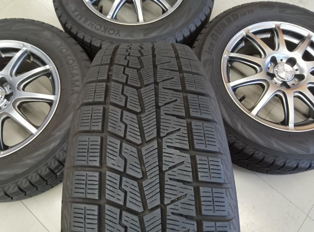 BADX - Roxani/YH 15-inch studless tires (set of 4)