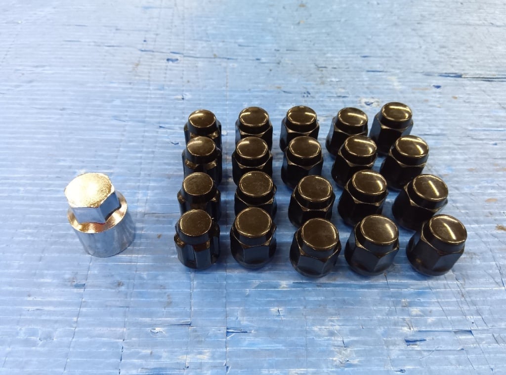 Autobacs - Unused! Set of 20 lock nuts, M12xP1.5