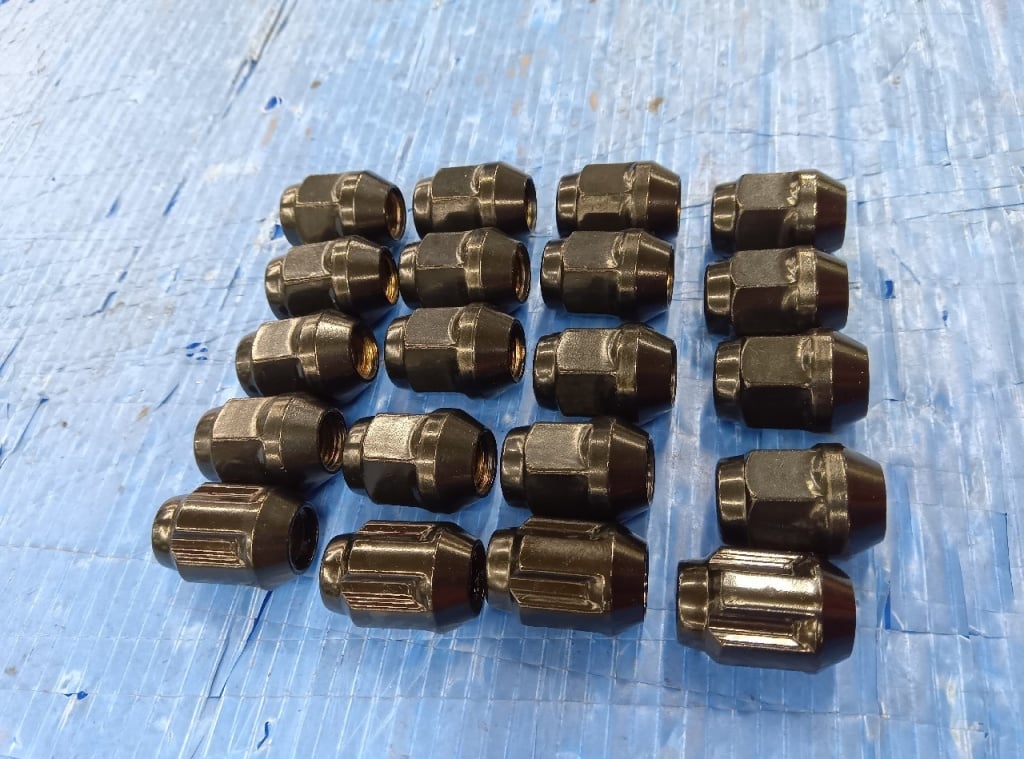 Autobacs - Unused! Set of 20 lock nuts, M12xP1.5