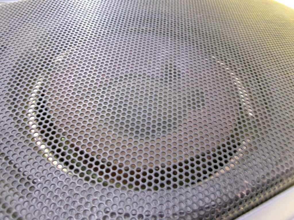 Addzest - Box speaker with defects (SRB301)