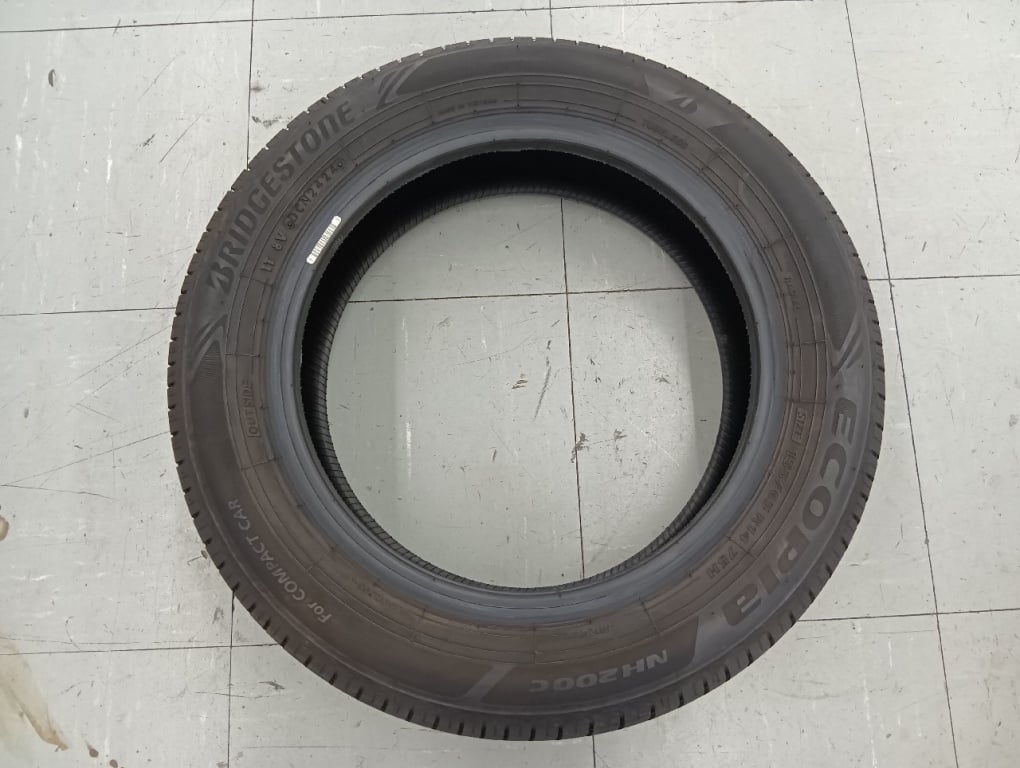 Bridgestone - Used tire (155/65R14) 6mm, 1 piece