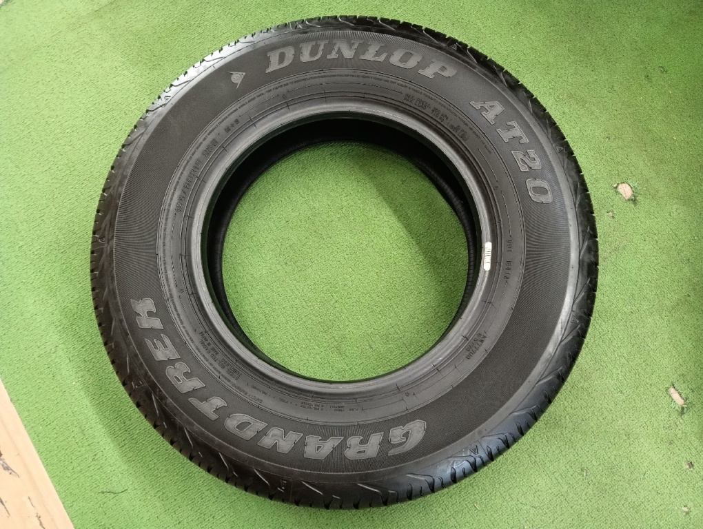 Dunlop - Used tires (195/80R15) 6.5? 4 pieces - Nengun Performance