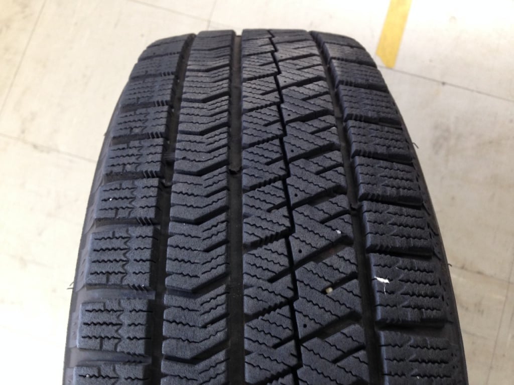 Bridgestone - Balmina AR12/BS 15-inch studless tires (set of 4)