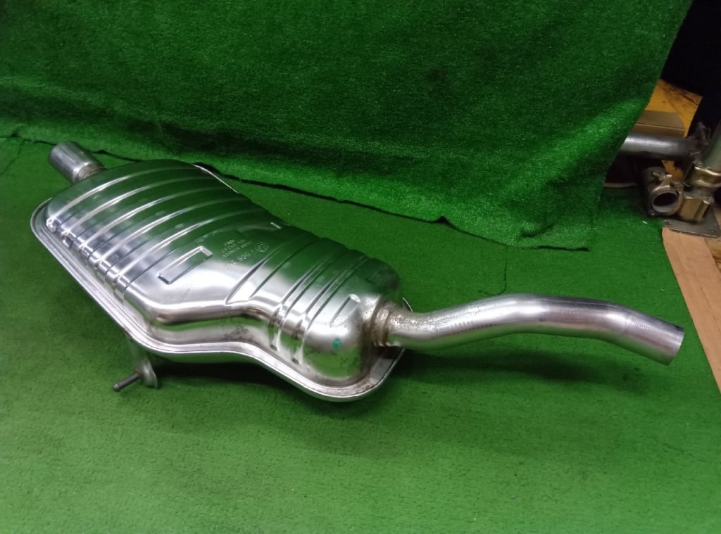 BMW - BMW 3 Series (E46) Genuine Muffler