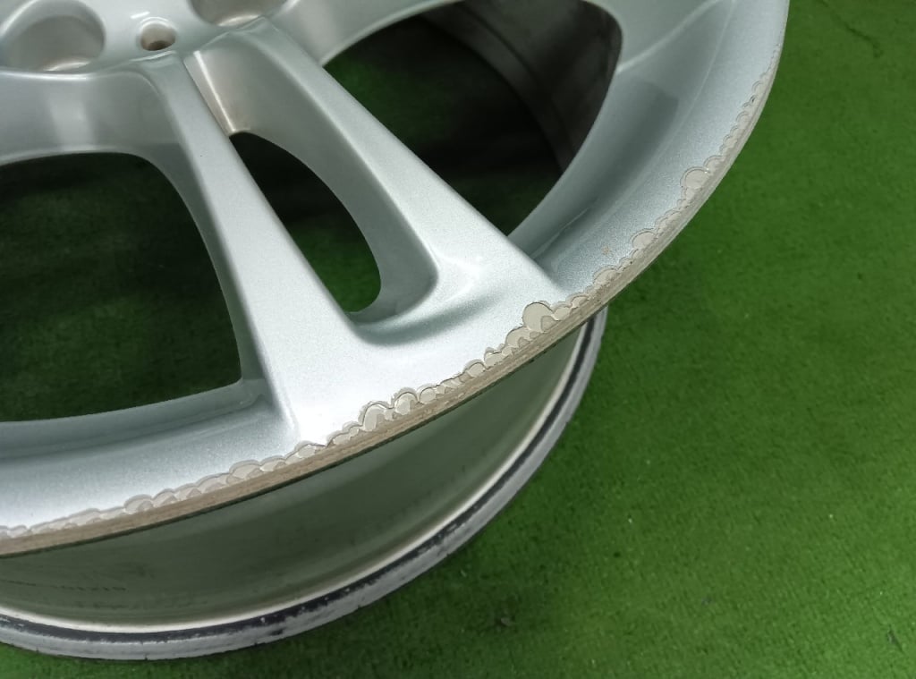 BMW - Four genuine BMW 5 Series 18-inch wheels.