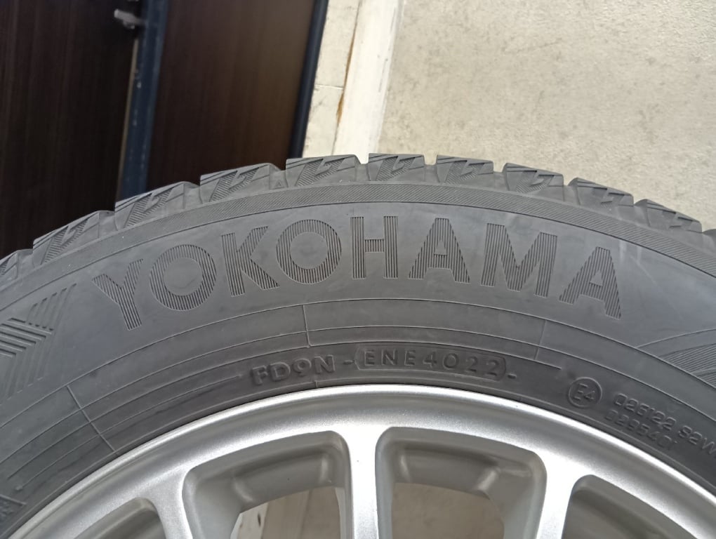 Bridgestone - ECOFORME/YH 15-inch studless tires (set of 4)