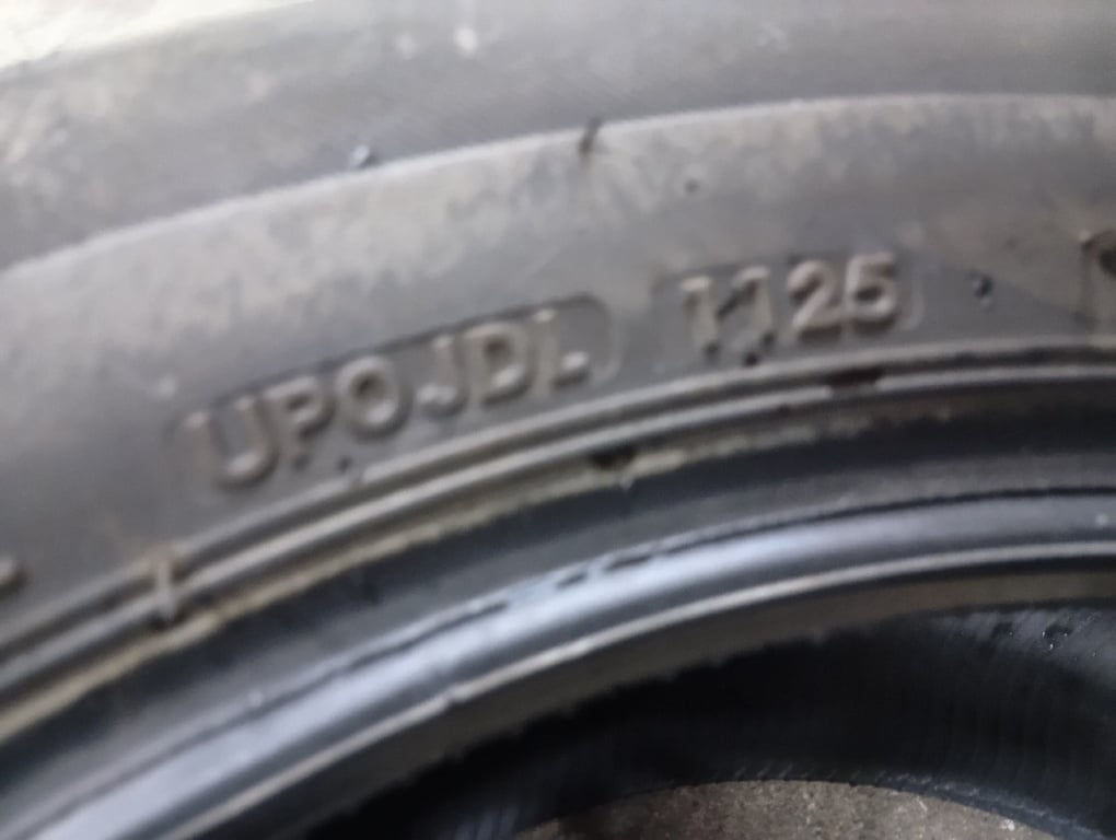 Bridgestone - Used tires (225/55R17) 7.5mm tread depth, set of 4.