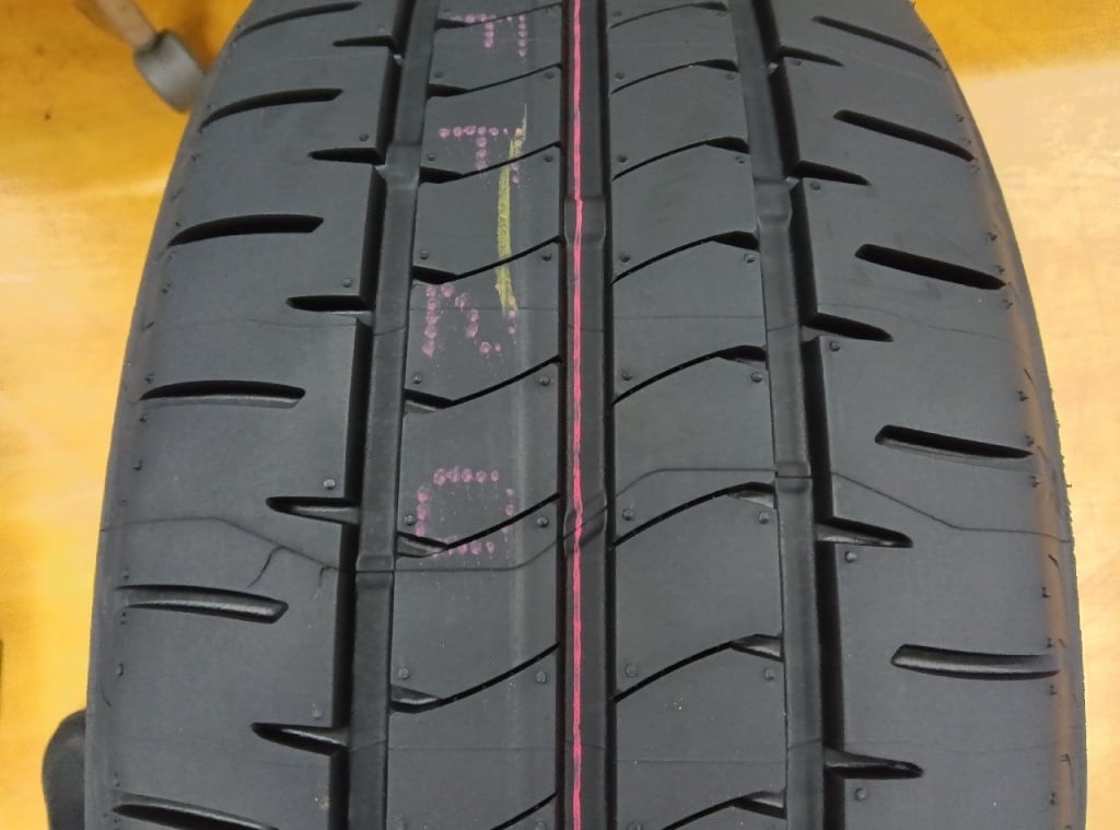 Bridgestone - Four unused tires (215/45R17)