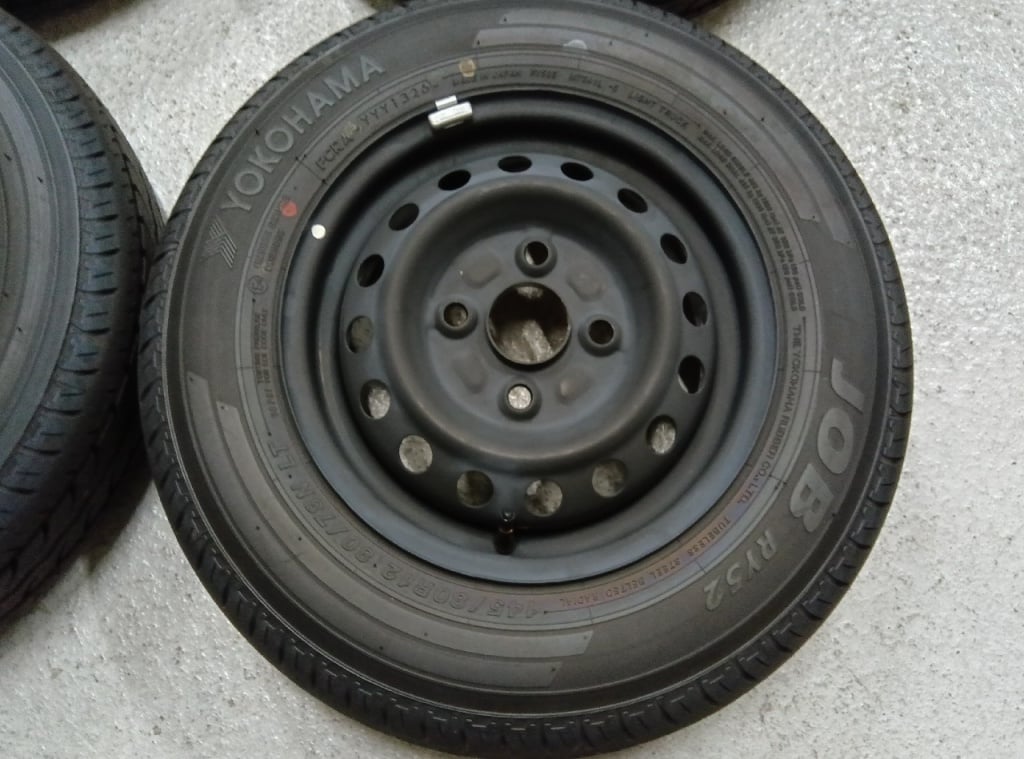 Daihatsu - Genuine Hijet / YH 12-inch set of 4