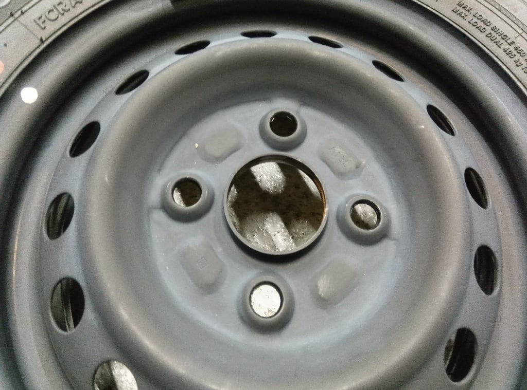 Daihatsu - Genuine Hijet / YH 12-inch set of 4