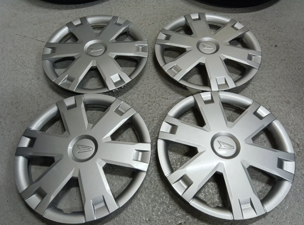 Daihatsu - Genuine Hijet / YH 12-inch set of 4