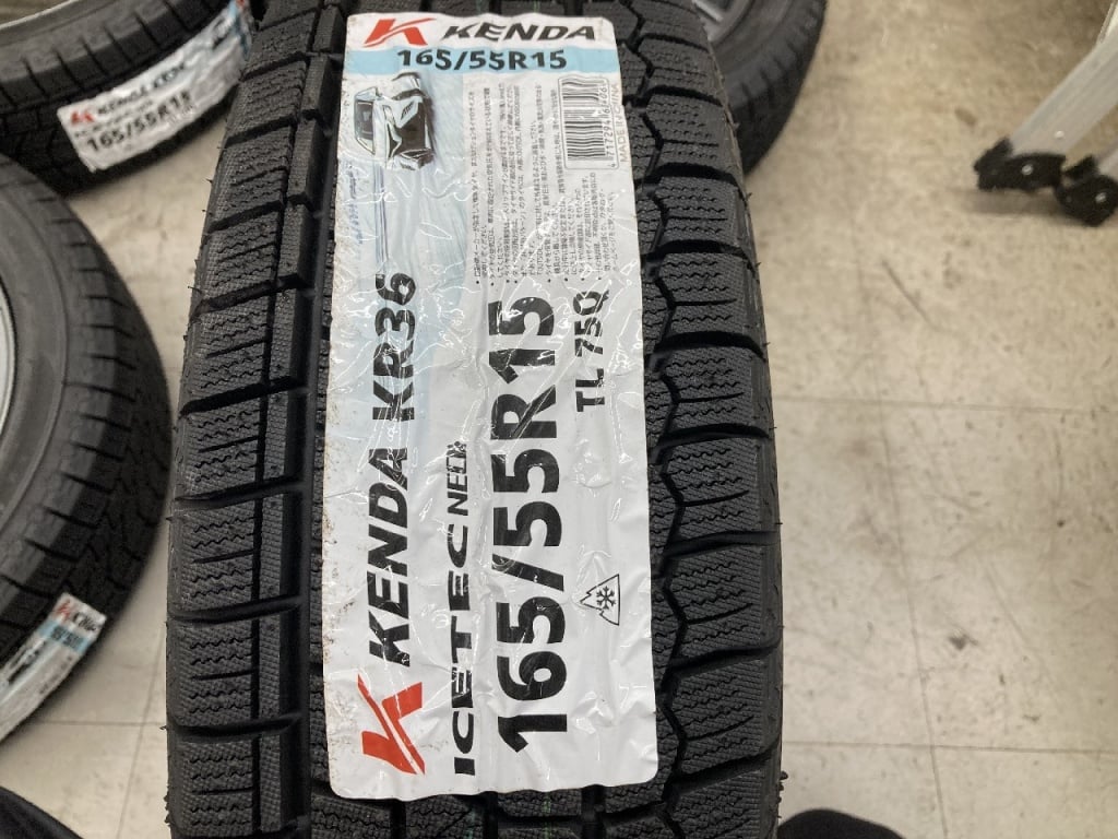 Bridgestone - Balmina BR10/KD 15-inch studless tires (set of 4)
