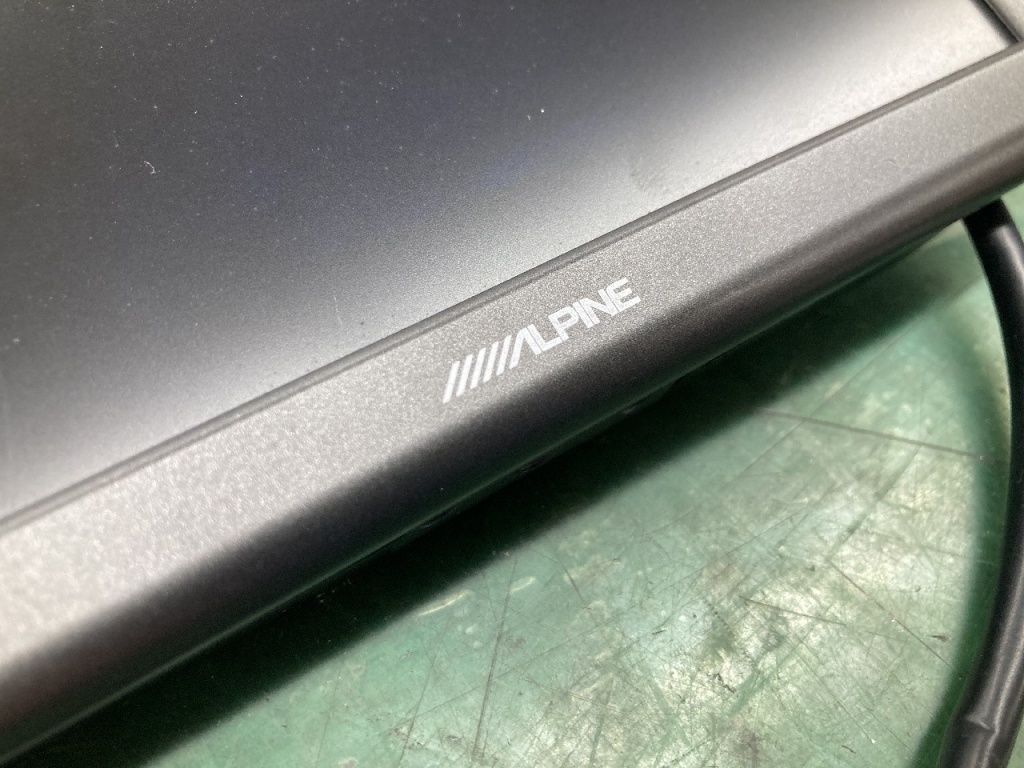 Alpine - Used! 7-inch rear monitor (PKG-M700SC)