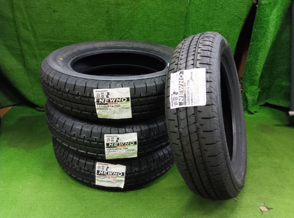 Bridgestone - Set of 4 unused tires (155/65R14)