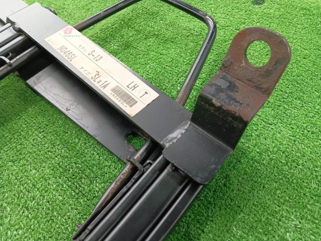 Bride - Seat rail (LH) for Silvia (S13)