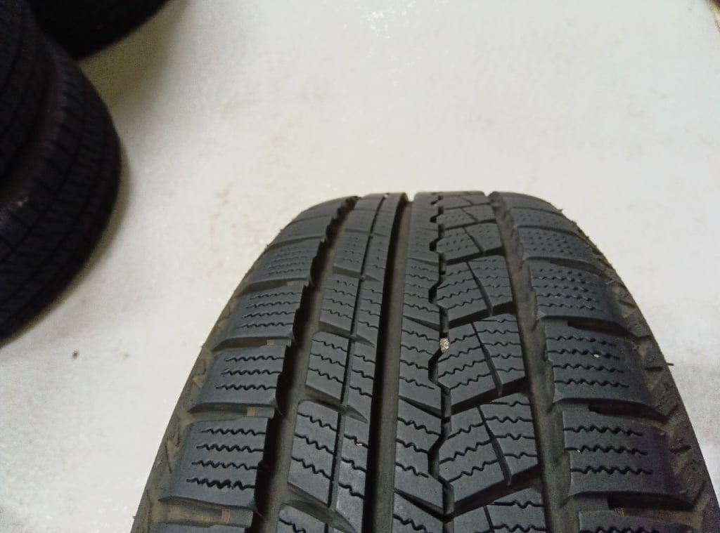 Bridgestone - ECOFORME/GL 14-inch studded tires (set of 4)