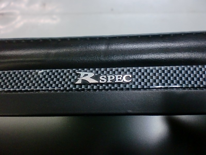 Data Systems - 7 inch headrest monitor/LTB6000B