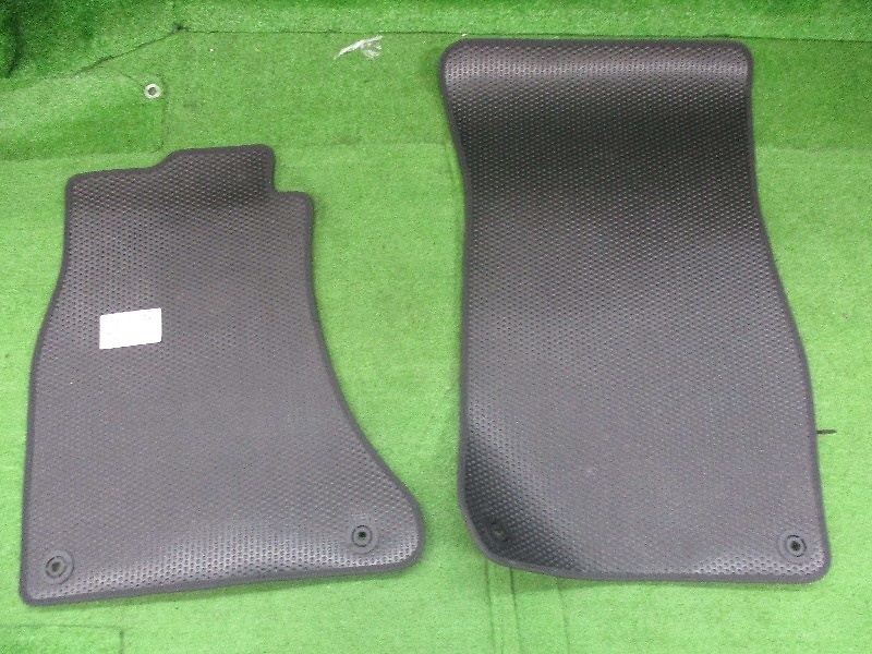 Audi - Used AUDI 8T A5 Genuine Floor Mat F2