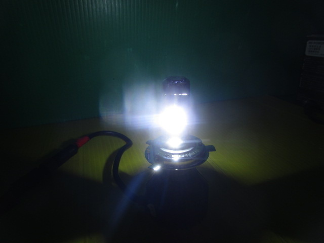 Racing Gear - LED Valve for Headlights H4 (For 24V Vehicles Only)