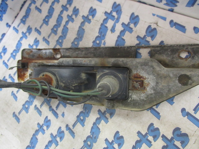Unknown - Isuzu Motors - Junk! 117 Coupe Genuine Front turn signal right only