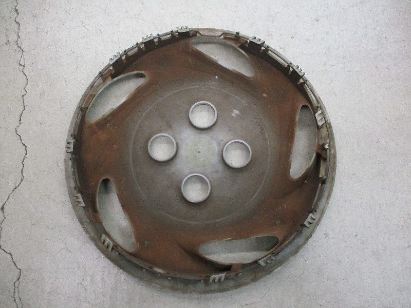 Nissan - 1 Clipper Rio Genuine 13" Hubcap