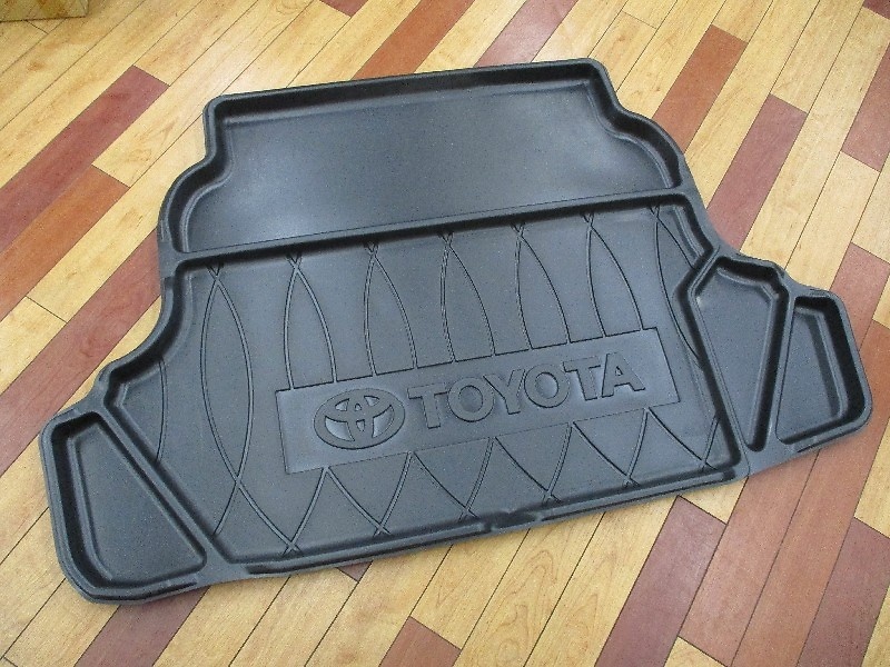 Toyota - Arion (Series 24) Luggage Mat