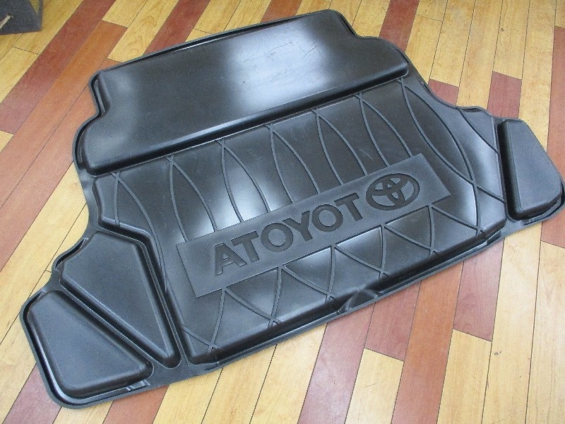 Toyota - Arion (Series 24) Luggage Mat