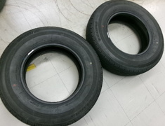 Bridgestone - Used tires (195/80R15LT) 7mm 2 pieces