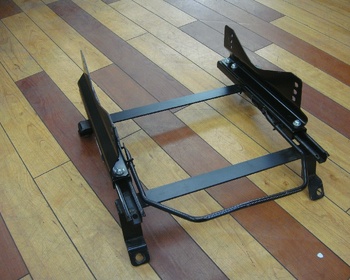 Bride - Seat rails for legacy wagon (BH series) / RH - Nengun Performance