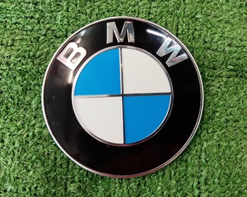 BMW - BMW genuine emblem