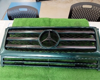 Mercedes Benz - Mercedes G-Class (W463) Genuine Front Grille