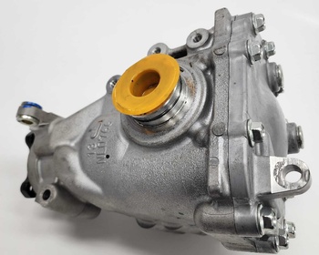 Nissan - Front Final Drive Assembly R35 GTR