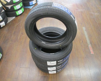 Bridgestone - 4 unused REGNO tires (155/65R14)