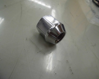 Maruemu - Cap nut for light vehicles M12 x P1.5 19H N57