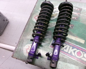 Unknown - Junk! Front suspension for Integra DB8 (2 pieces only)