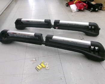 INNO - Out of stock! Ski carrier for cars with roof rails/RH485