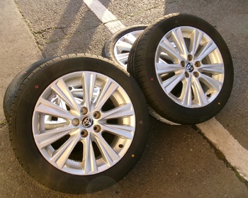 Toyota - 30 Series Alphard / New 18 inch tires, set of 4