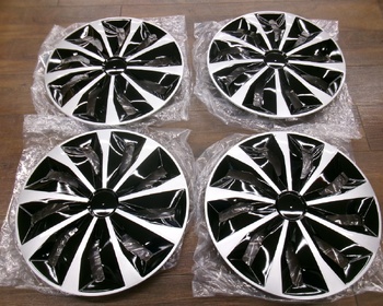 Unknown - 15-inch wheel cover (black x silver) set of 4