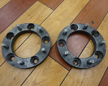 Unknown - 20mm wide tires (5H 139.7 P1.25)