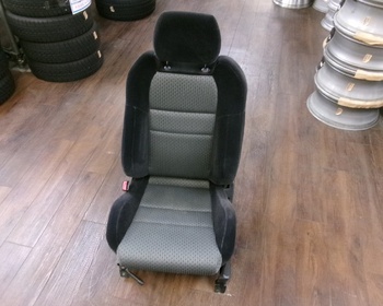 Subaru - Used Legacy B4 (BE5) genuine seat (passenger seat)
