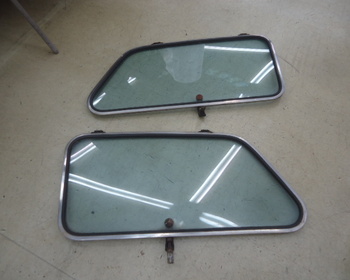 Honda - N? 360 genuine rear side glass left and right