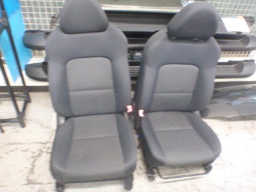 Subaru - BP Legacy genuine seats set (left and right)