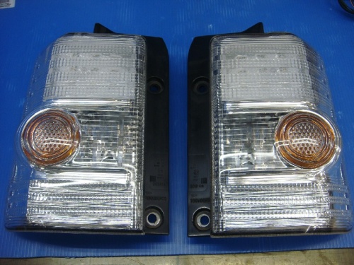 Daihatsu - Conte Custom genuine tailgate set (left and right)