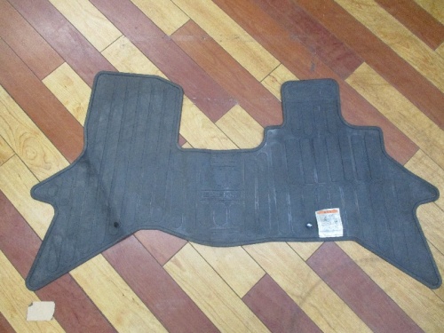 Suzuki - EVERY (DA17) genuine rubber floor mats (front side)