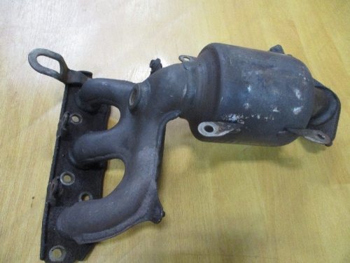 Suzuki - Wagon R (MH21S) genuine catalyst