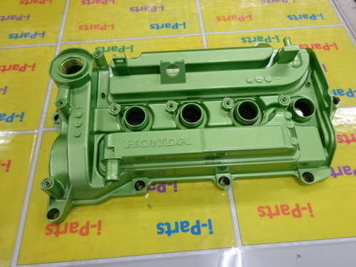Honda - Civic (FK7/L15C) engine head cover
