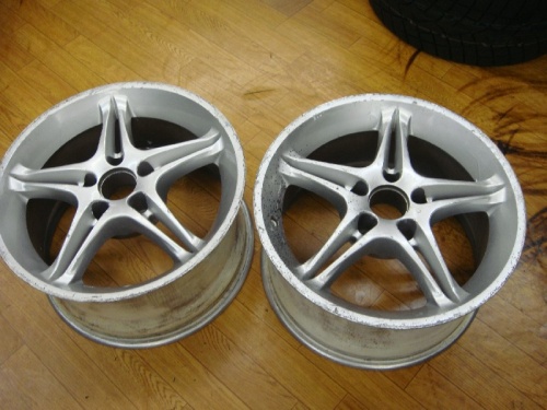 Yokohama - Junk! Yokohama AVS 17 inch wheels x 2