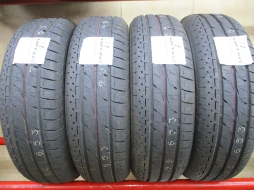 Bridgestone - 4 unused LUFT tires (215/65R16)